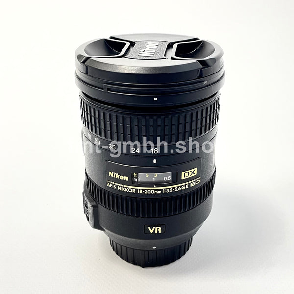 Nikon AF-S DX Nikkor 18-200 mm 1:3,5-5,6G ED VR II Objektiv (inkl. HB-35)